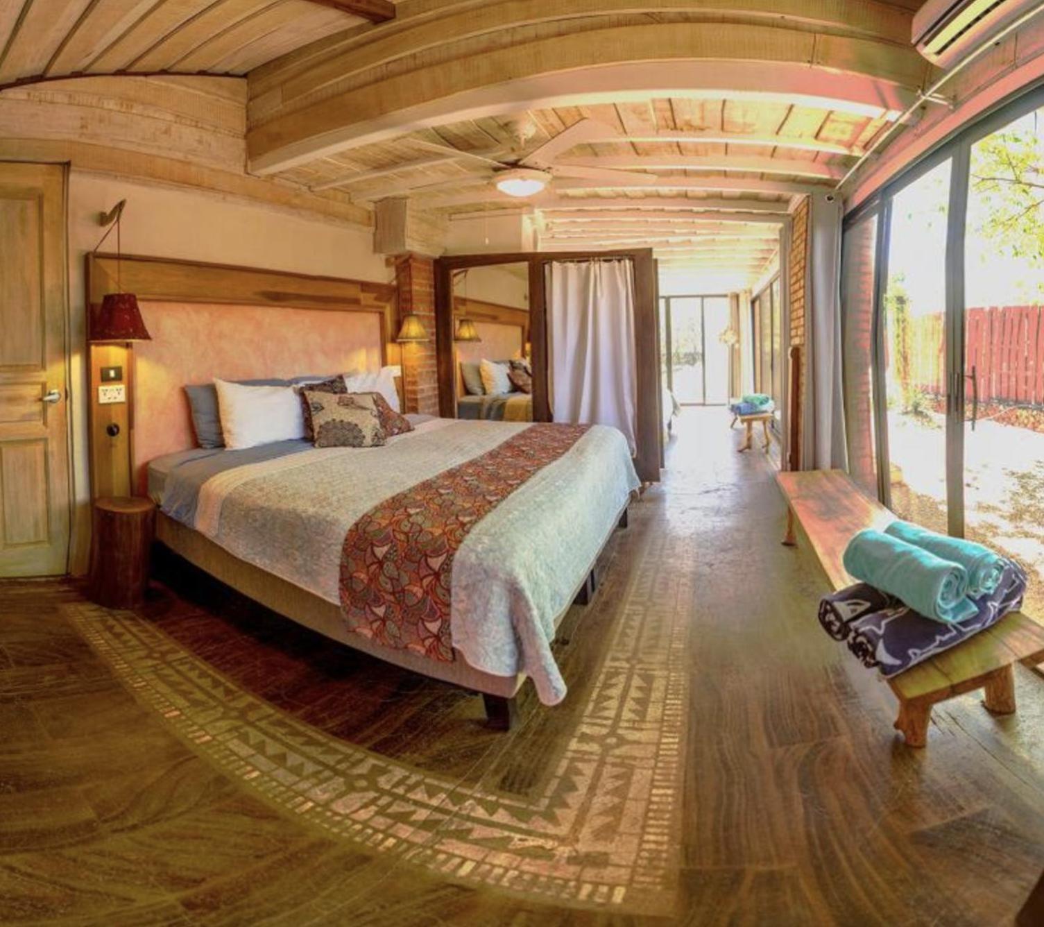 Latica Lodge Playa Negra Bagian luar foto
